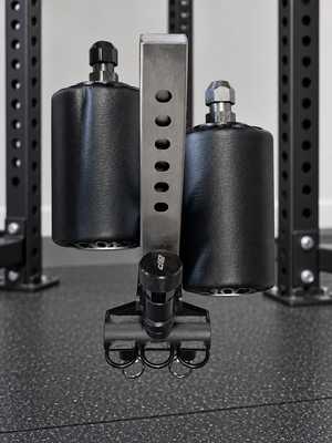 Bulletproof Lock-N-Float Center Mount Lever Arm mounted on the Isolator.